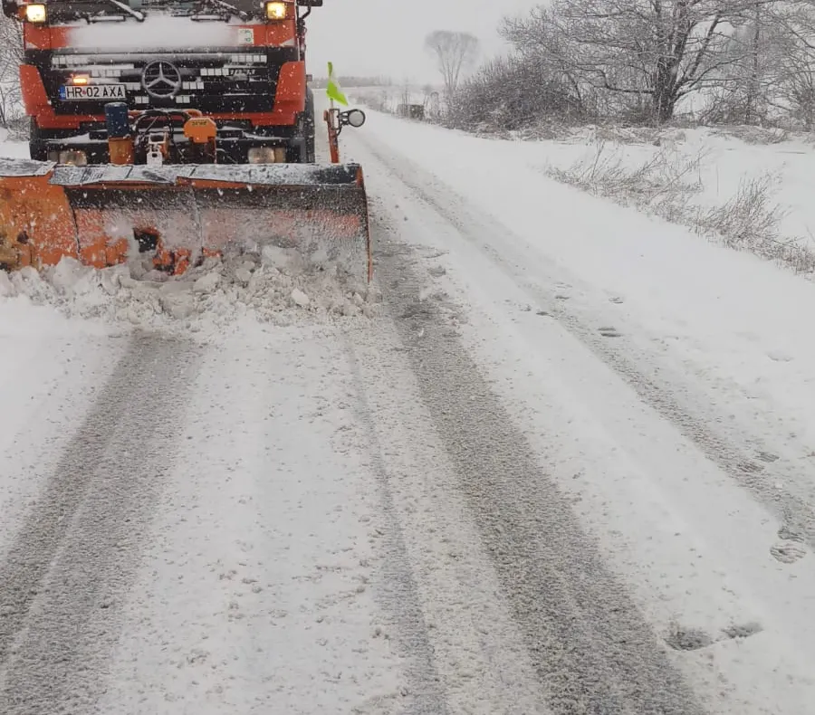 VIDEO + FOTO Strarea drumurilor naţionale din Harghita, pe cod galben