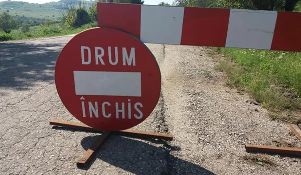 Trafic restricționat, la Cristuru Secuiesc