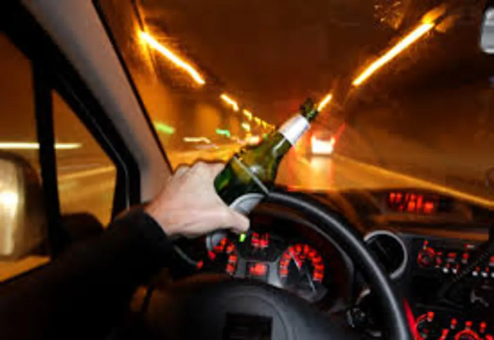 Culmea tupeului: băut şi fără permis, a condus din Ciucsângeorgiu până la Miercurea Ciuc să mai cumpere bere