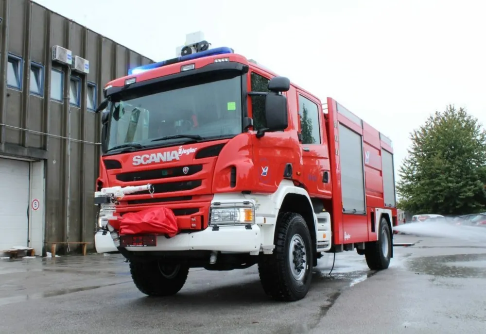 Două incendii de vegetaţie uscată și alte 12 misiuni de acordare a asistenței medicale de urgență, în ultimele 24 de ore