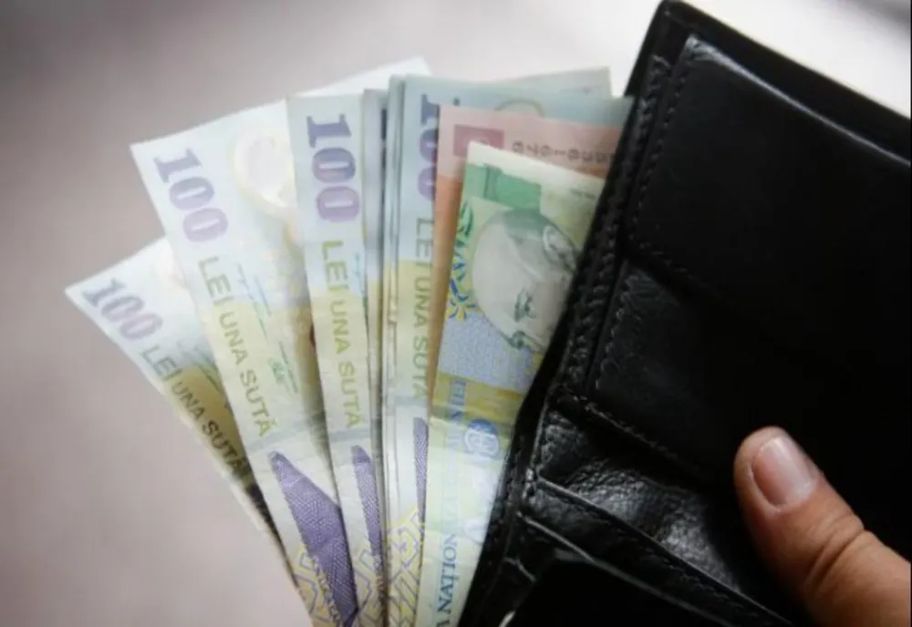 Cel mai mare câştig salarial mediu brut din Regiunea Centru a fost înregistrat în septembrie în judeţul Sibiu, iar cel mai mic, la o diferenţă de 1.285 de lei, în Harghita şi Covasna