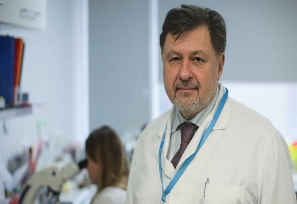 Alexandru Rafila: „Luminița de la capătul tunelului o vedem pe 10, 15 februarie. Probabil descreșterea va fi rapidă”
