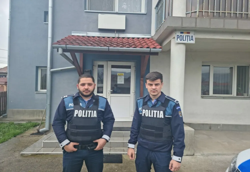 Doi polițiști au salvat viața unui bărbat care a încercat să se sinucidă