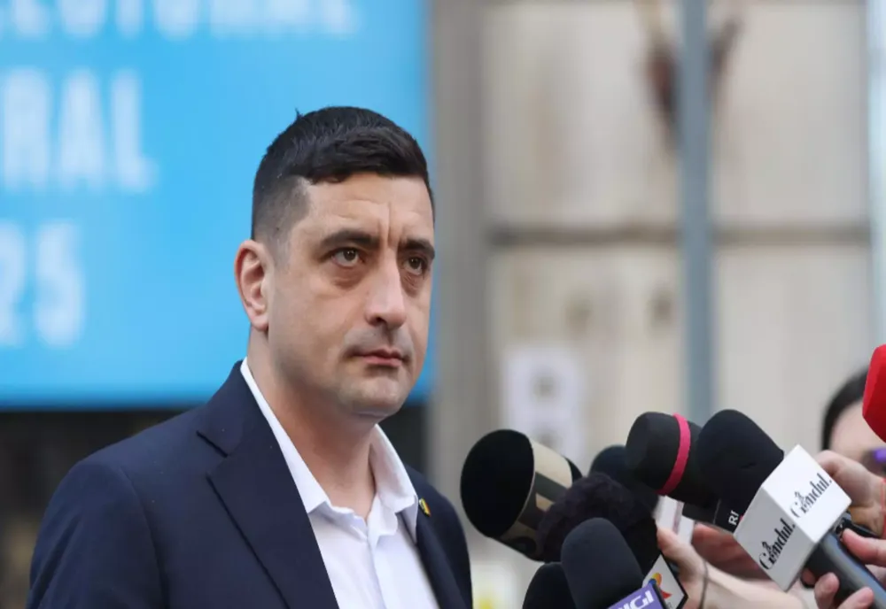NOI CONTESTAȚII LA CURTEA CONSTITUȚIONALĂ ÎMPOTRIVA LUI GEORGE SIMION. SISTEMUL ESTE DISPERAT SĂ-I BLOCHEZE PE SUVERANIȘTI