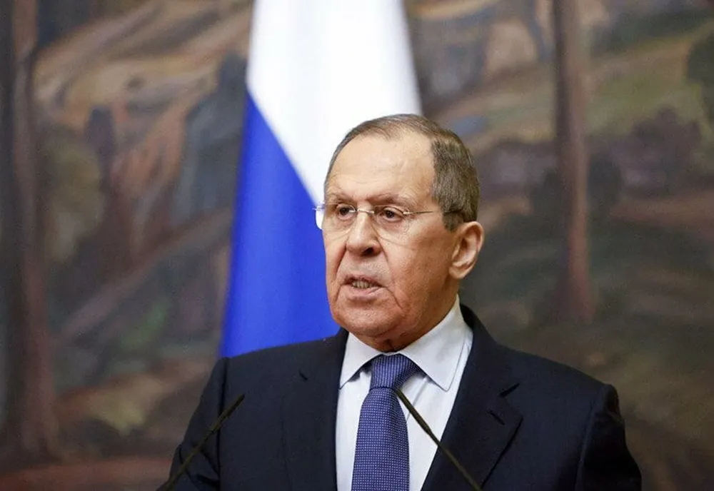 LAVROV ÎL LAUDĂ PE TRUMP ȘI AMENINȚĂ EUROPA CU UN „MARE RĂZBOI”: RUSIA NU VA CEDA TERITORIILE ANEXATE