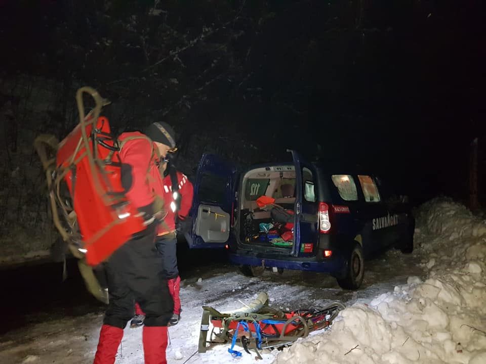 Avalanşă în masivul Călimani. Un mort şi doi răniţi