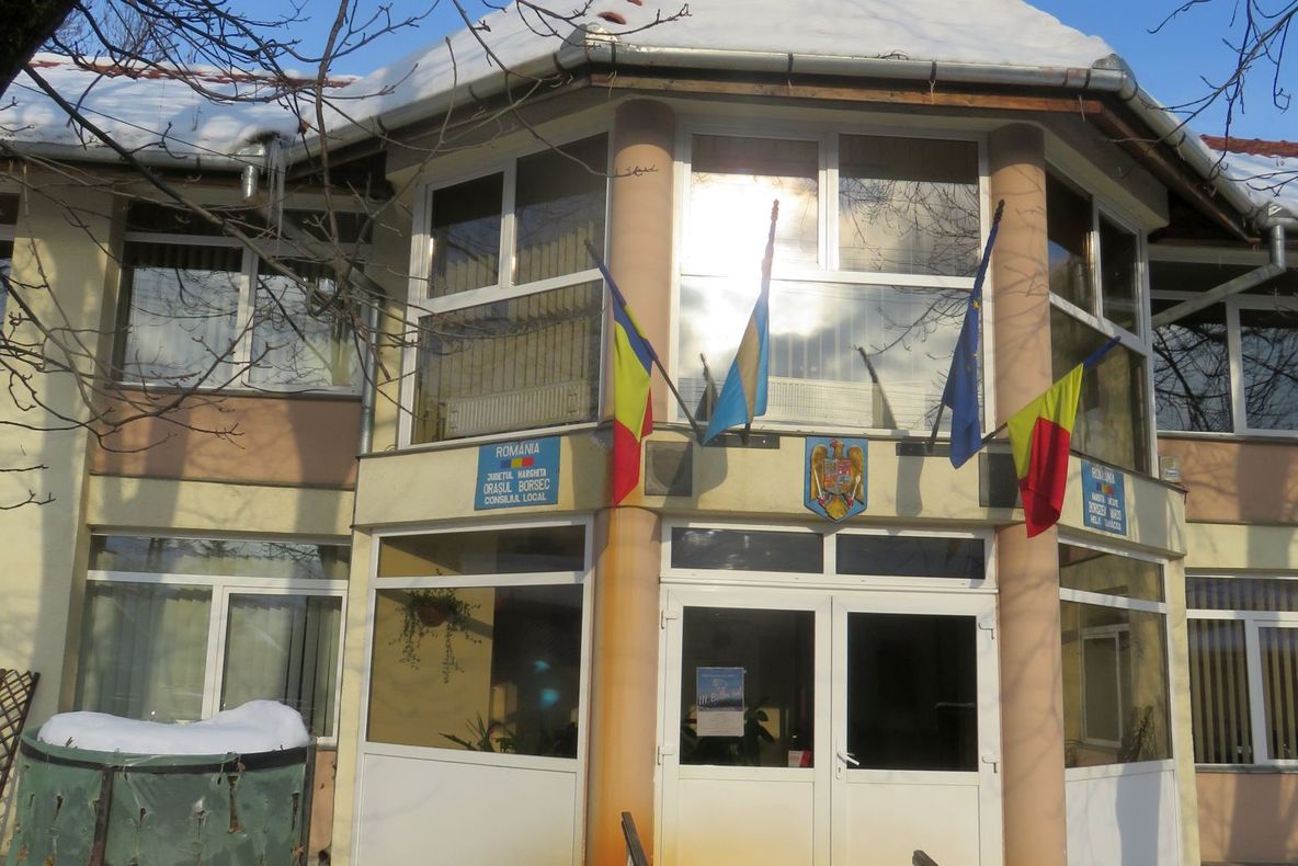 Primăria oraşului Borsec va fi reabilitată cu fonduri europene