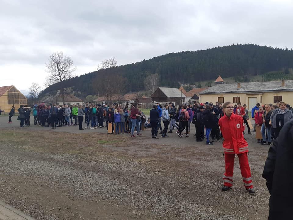 Exerciţiu de alarmare publică la şcoala din Lăzarea, în Harghita