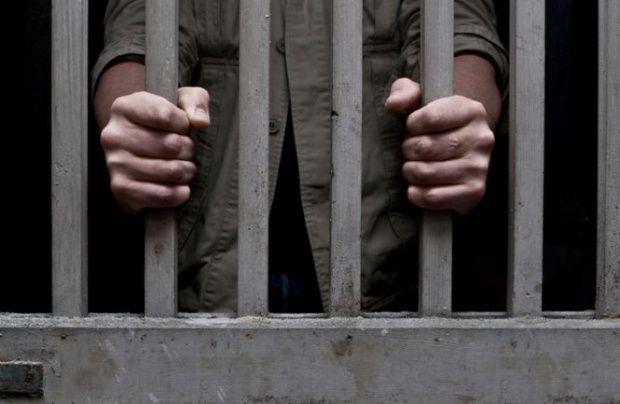 Deţinut îndrăgostit de femeia-psiholog a penitenciarului Miecurea Ciuc, condamnat la 9 ani de închisoare