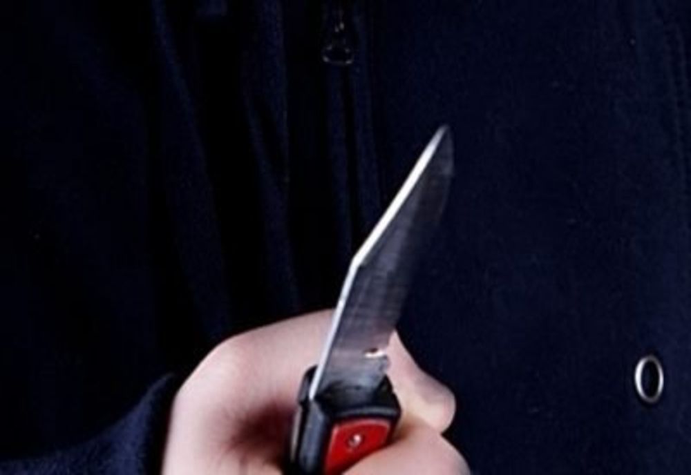 Două scandaluri cu pumni și cuțite aplanate, luni, de poliţiştii harghiteni în aceeași comună
