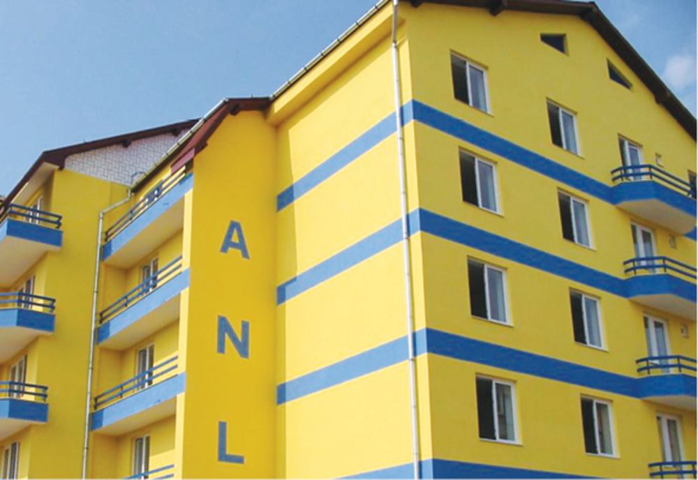 ANL : 56 de locuinţe de serviciu sunt finalizate, iar 362 se află în execuţie efectivă