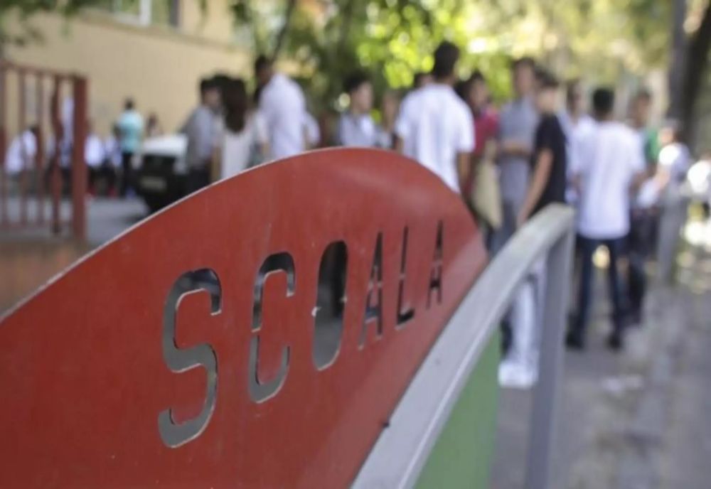 Adio note la sport, muzică și desen! Cum vor fi notați elevii - ANUNȚUL ministrului Cîmpeanu