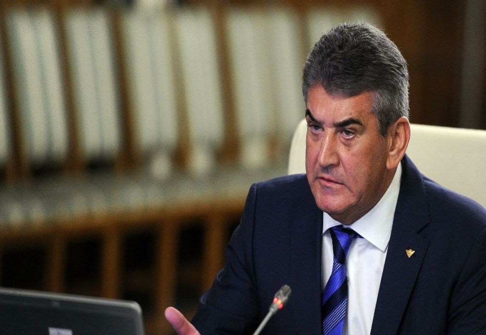 Gabriel Oprea: “Legea 223/2015 privind pensiile militare de stat trebuie aplicata in forma sa initiala”