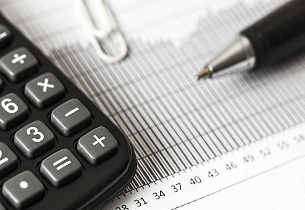 FMI, noi recomandări pentru România: Impozit până la 25% pe salarii și pensii mărite în tranșe