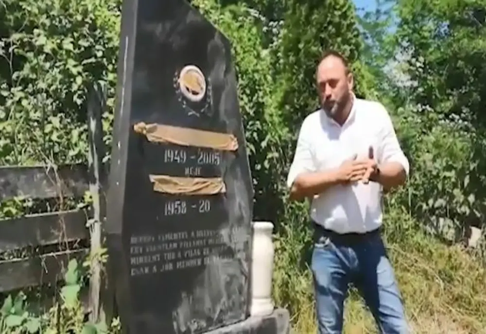VIDEO Primar din județul Harghita: "Urșii ne profanează mormintele"