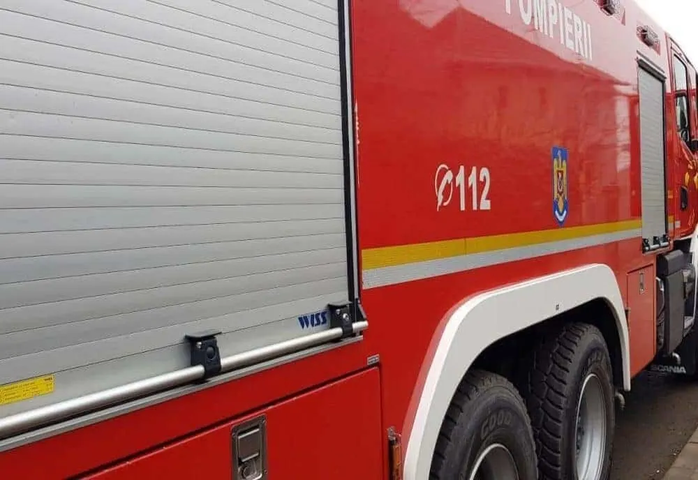 Două incendii provocate de coșurile de fum în ultimele 24 de ore