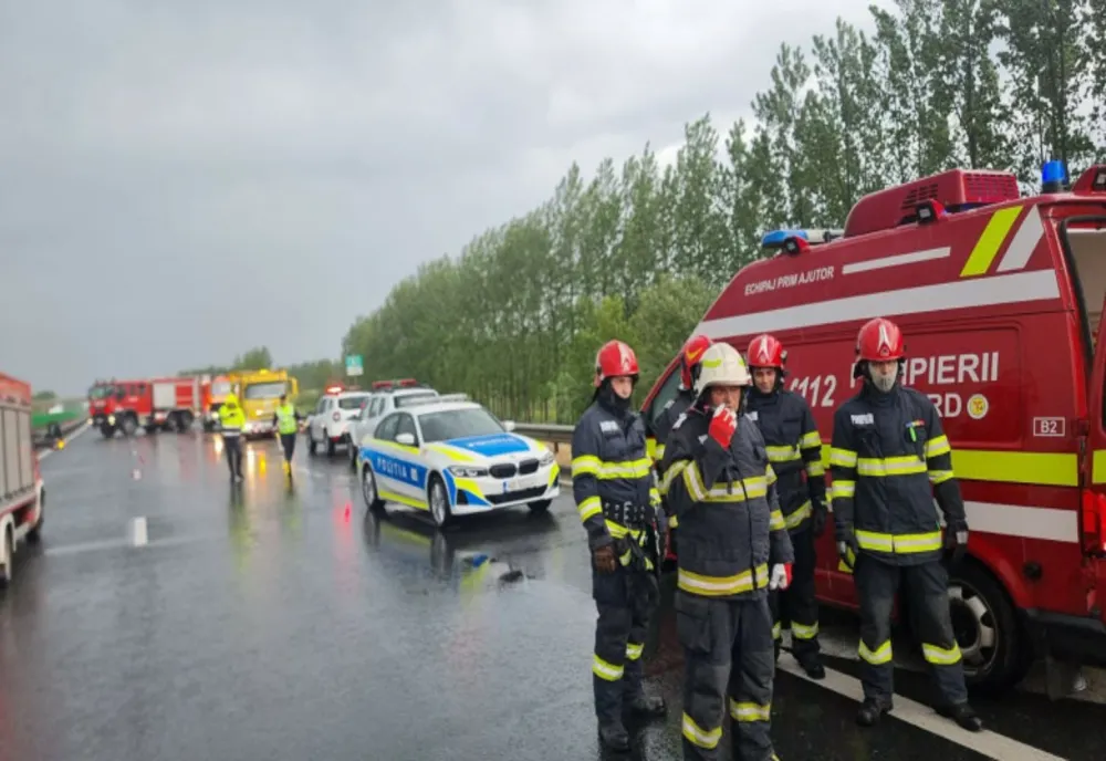 PLANUL ROȘU DE INTERVENȚIE ACTIVAT PE A1 NĂDLAC–ARAD. ACCIDENT GRAV CU 11 VICTIME, TRAFIC BLOCAT