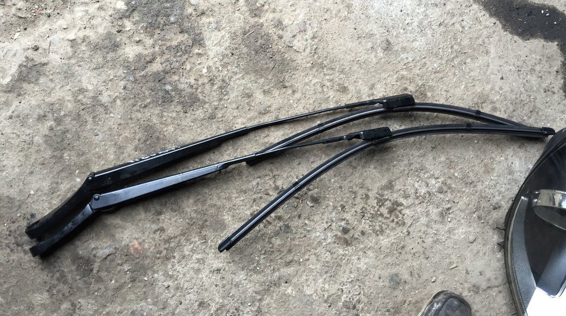 brate-stergatoare-vw-tiguan-2009-2010-2011-2012-51a1b22eca01030fe4-1100-615-2-85-1