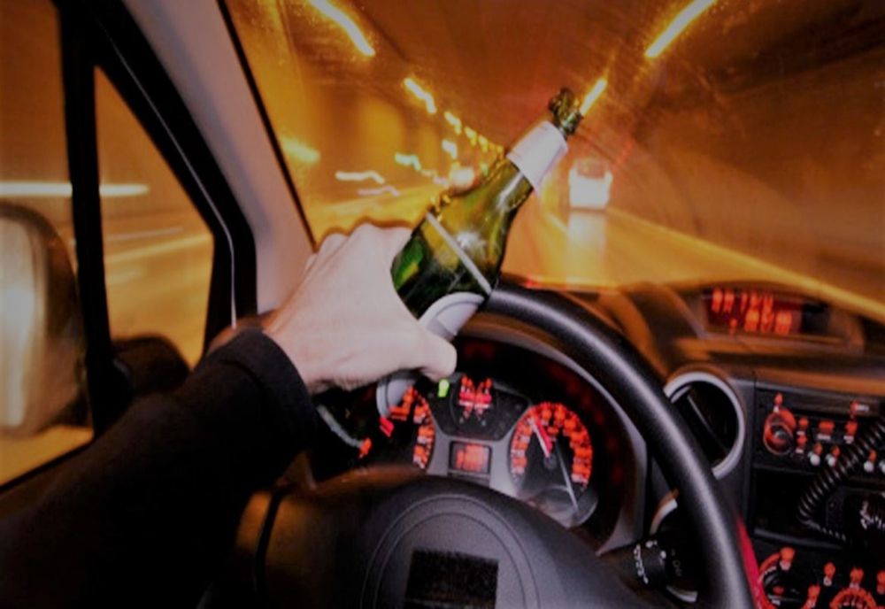 Alcoolemie de 1,07 mg/l de la „o bere”. Un harghitean este cercetat penal pentru că s-a urcat băut la volan