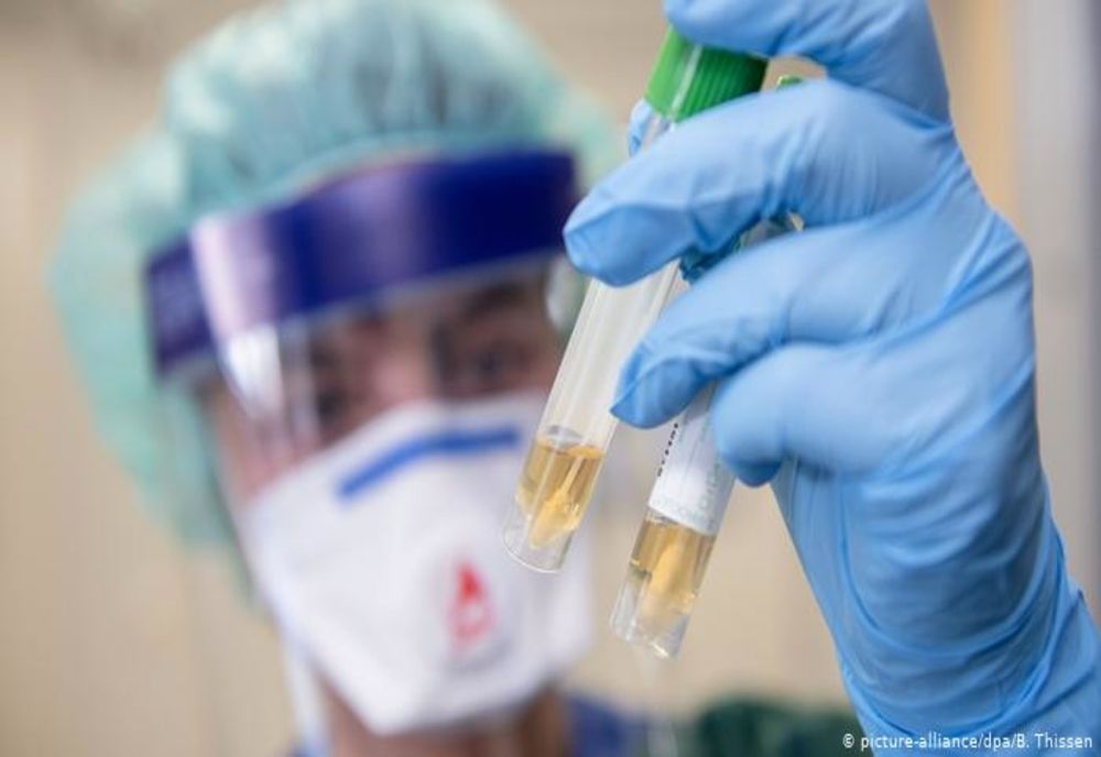 România: BILANȚUL infecțiilor cu COVID-19 a urcat la 1.760. În 24 de ore, peste 300 de cazuri noi