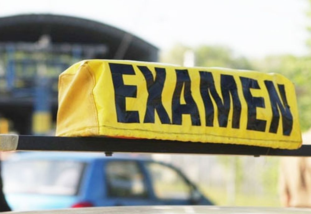 VIDEO. Cum se desfăşoară activitatea la şcolile de şoferi - Răspunsurile Prefecturii Harghita la întrebările cetăţenilor