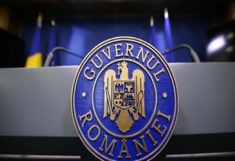 Guvernul i-a demis pe cei 14 prefecţi şi 28 de subprefecţi USR PLUS