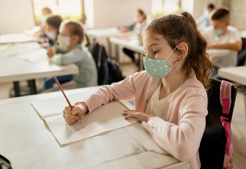 Testarea elevilor anti-Covid la școală. Care este procedura?