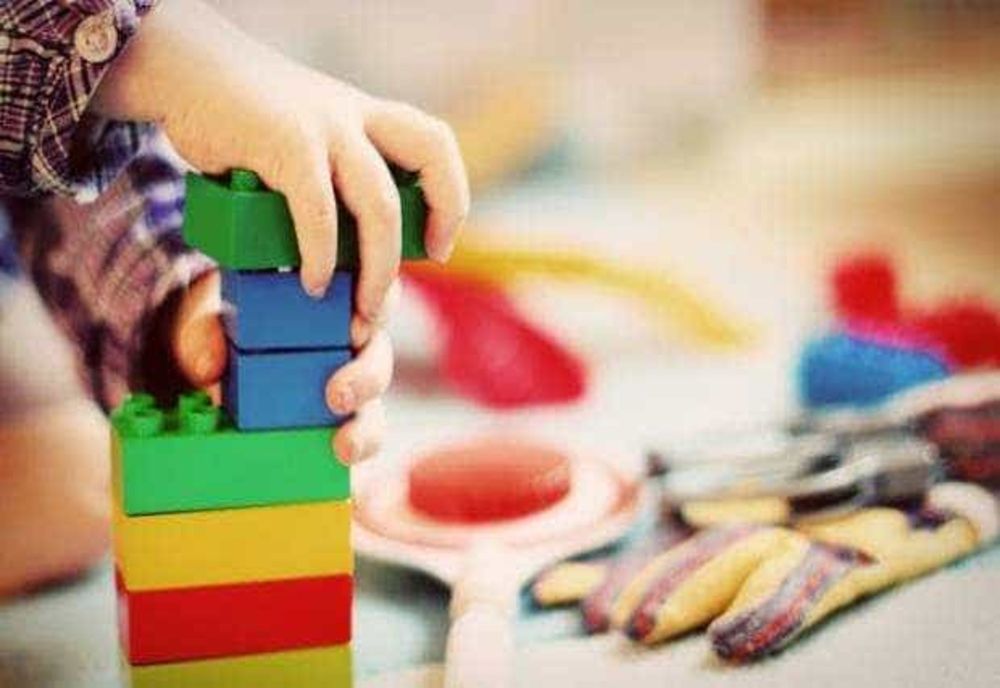 ROMÂNIA, CODAȘĂ ÎN UE LA EDUCAȚIA PREȘCOLARĂ: TOT MAI MULȚI COPII NU AJUNG LA GRĂDINIȚĂ