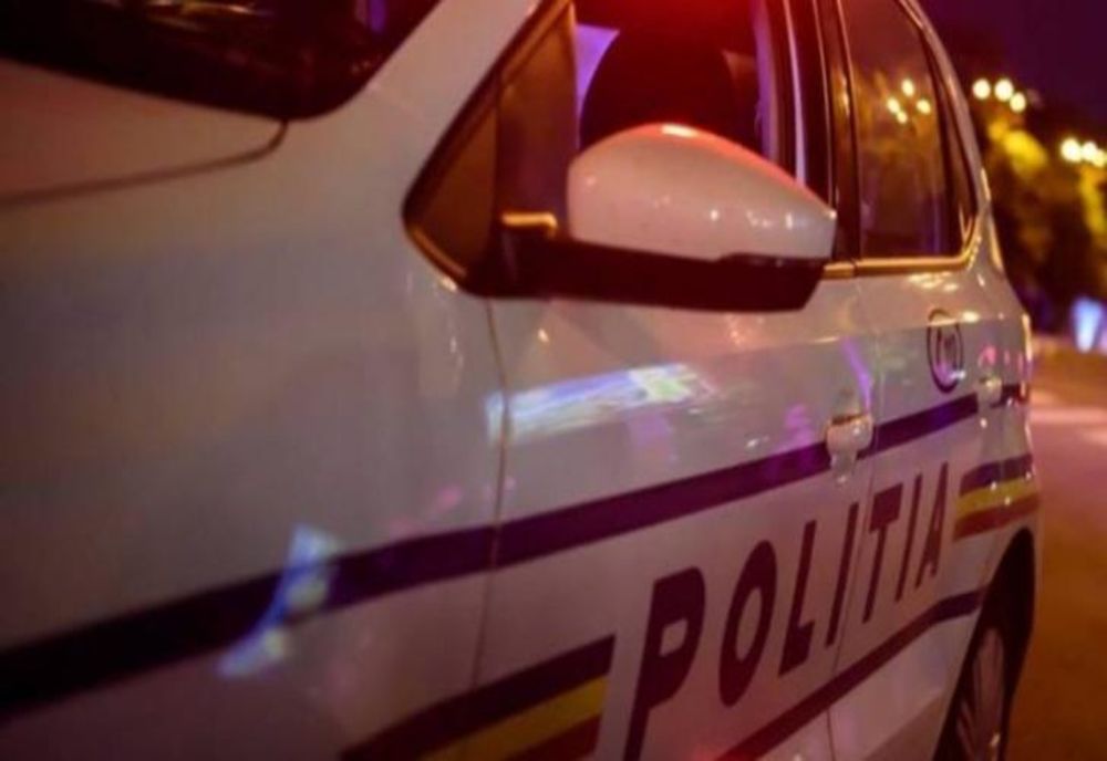 Au spart camionul pentru motorină și au fugit de poliție! Foc de avertisment ca să-i oprească pe cei patru tineri