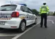Un bătrân a fost prins în timp ce transporta un indicator rutier furat acum 5 ani
