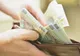 Numărul salariaţilor şi câştigul salarial, în luna ianuarie, în Regiunea Centru