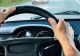 Un tânăr fără permis, care învăţa să conducă, este cercetat penal. Tată lui, la fel, pentru că i-a dat maşina.