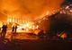 FOTO: Incendiu violent la fabrica de mobilă din Reghin! Intervin pompierii din Mureș, Bistrița-Năsăud și Harghita